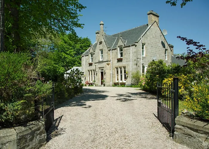 Ravenscourt House, Guest House