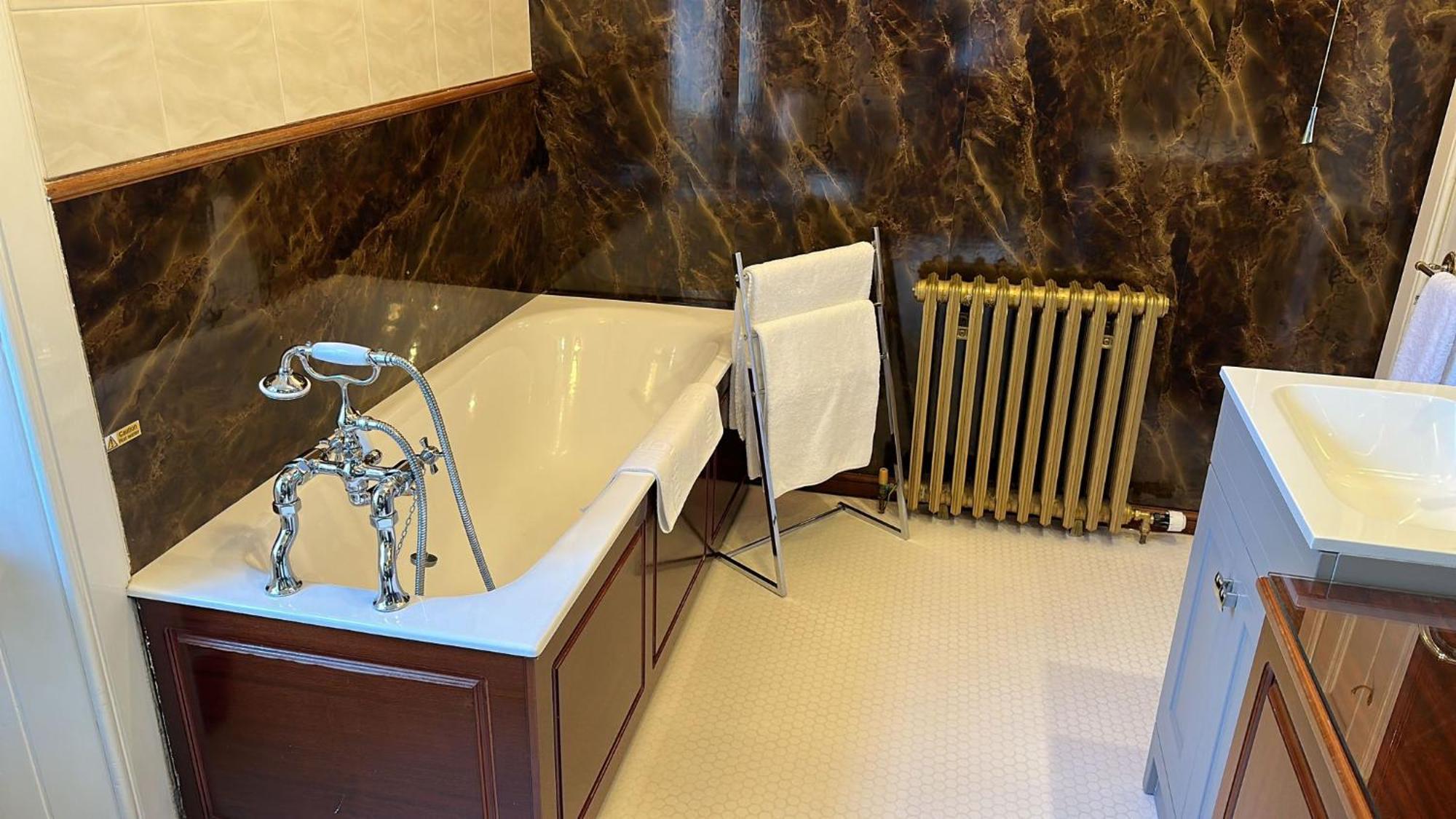 Hotel Ravenscourt House, 4*