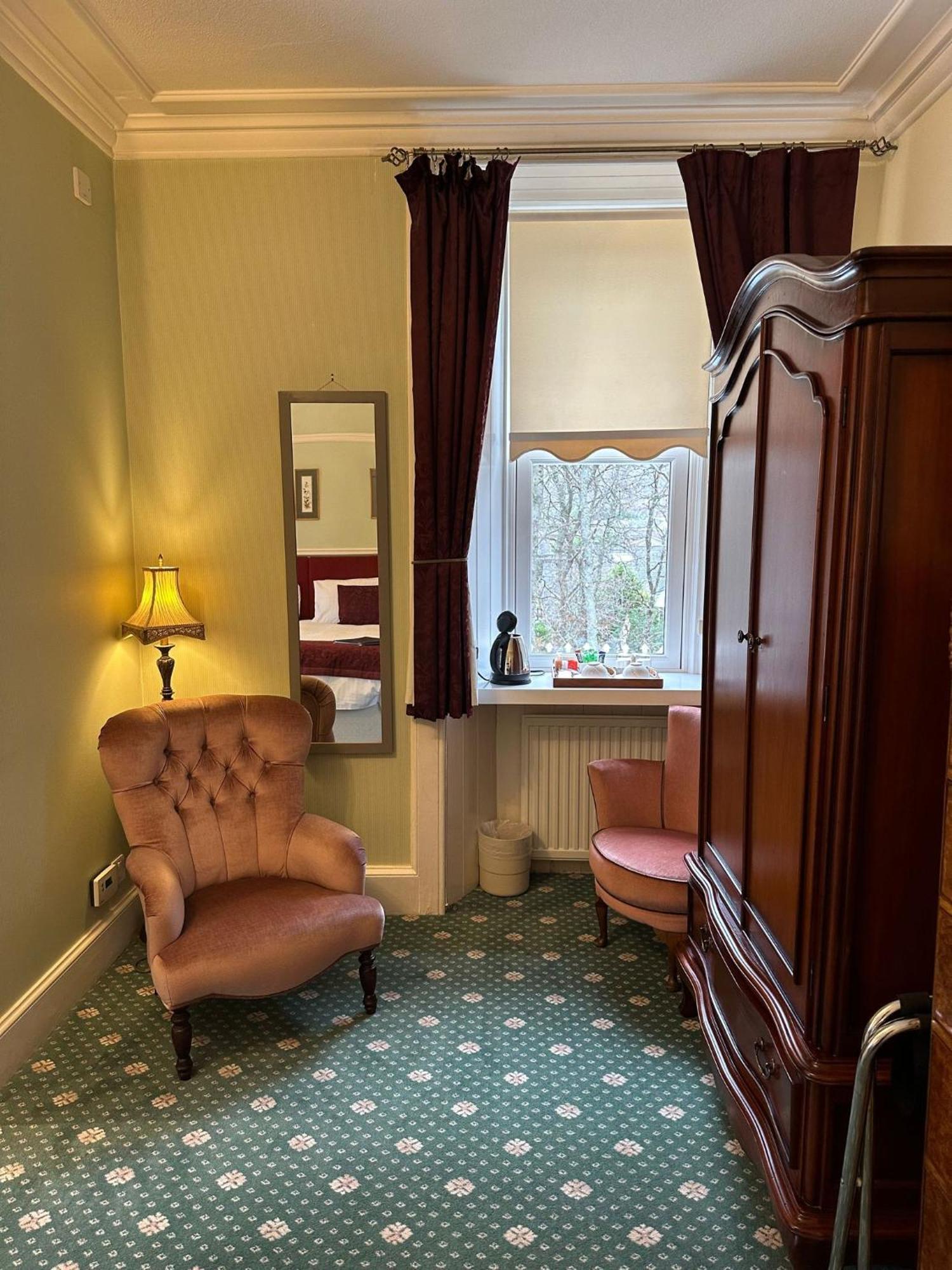 Ravenscourt House Hotel